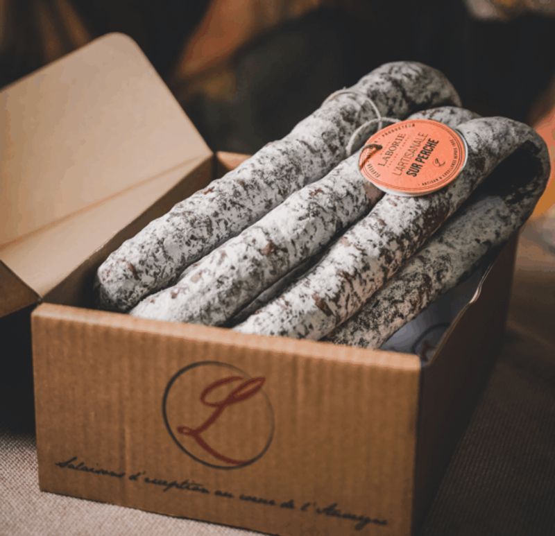 Boite de Saucisse sèche Perche